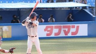真夏の神宮に吹く、フレッシュな風　甲子園Vの明大1年生・西川黎という紫紺の息吹