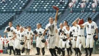 尽誠学園の強さの秘密。バッテリーが急成長した「参謀」の指導法とは