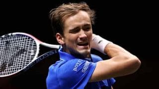 連覇狙うメドヴェデフ 初戦突破