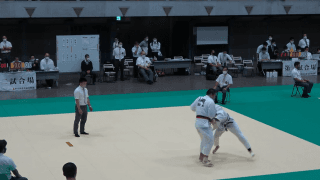 柔道（東京都）第二試合場　男子2年 準決勝(左)