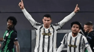 ロナウドはポジション転職最大の成功例。ウインガーからストライカーへ