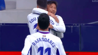 【動画】乾貴士とモイ・ゴメスがコースを突いたボレーシュートを沈める