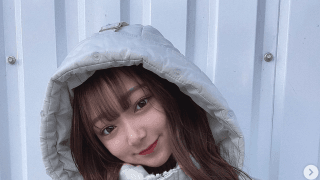 腹筋が凄い16歳 プロダンサー・Maari（まあり）「可愛すぎる♡」白ダウンが話題に