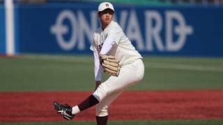 積み重なった12残塁　拙攻で東大に引き分け