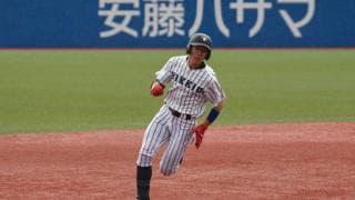 大先輩が復帰登板の裏で先頭打者ランニング本塁打　六大学屈指の俊足、立大・道原の成長