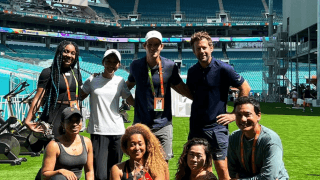 🇯🇵TEAM OSAKA🎾マイアミOP準優勝🥈大坂なおみを囲み📸ワンショット