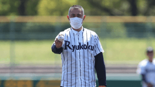 ⚾︎関西六大学野球、龍谷大OB木元邦之氏が始球式に登場