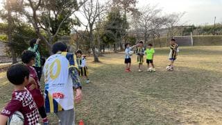 選手としても人間としても成長を Ｊクラブ下部組織の元コーチが兵庫県三田市に立ち上げたパジャカF