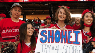 ⚾︎大谷翔平ファンの米女性❤️別の男性と結婚疑惑⁉️と思いきや❓〇〇だった