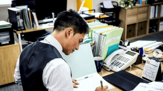 「正直不動産、カッコ良すぎ😍」市原隼人の🎽🏋️‍♂️‍♀️上腕二頭筋に熱視線❤️