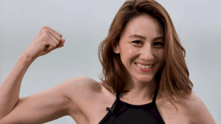 43歳✨道端カレン、驚愕😵美ボディーに反響❣️「ポージングも衣装もステキ♡」