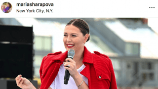 「Beautiful ❤️💙❤️💙」🎾シャラポワ、産後の最新ショットが話題に