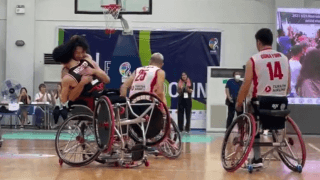【📺動画】🥇金メダル獲得🏀車いすバスケU23、🇹🇷トルコに勝利の瞬間❣️Twitter中の人も大興奮⁈😵