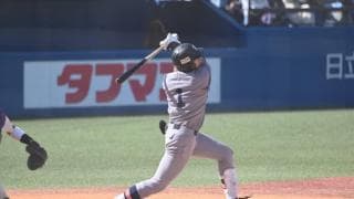 王座奪還へ止まらない主砲　慶大・萩尾匡也がグラブに刻む「嬉し涙」の意味