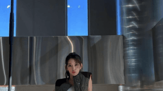 ❤️元AKB48の宮脇咲良、「凄すぎる💦」美✨腹筋靡かせ🇰🇷韓国で大活躍❣️