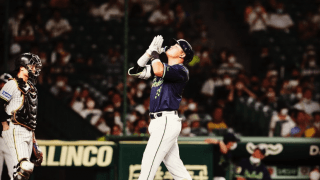 ✨令和初の三冠王⚾️村上宗隆「(村神様)流行語年間大賞いただきましたー！」