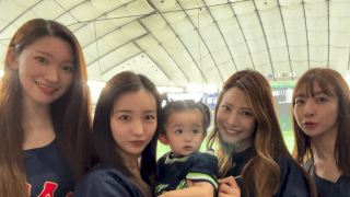 板野友美、WBCで激レア⁉️家族写真😵大反響 「美女と天使✨」「目の保養💕」