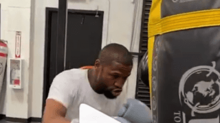 【📺動画】13万いいね👍メイウェザー、高級車💰✨ご満悦からの😵深夜ジムで〇〇か⁉️