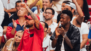 ⚽️ネイマール＆ヴィニシウス、大興奮⁉️NBA🏀ファイナル〜第5戦は日本時間13日🔥