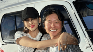 「強い‼️」「まるでパロディー😵」神田うの、不倫疑惑の夫と顔出し2S💖隅田川の花火〇〇から観覧⁉️