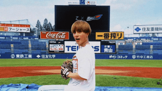 「可愛すぎ💖」白濱亜嵐、神宮のマウンドで〇〇⁉️