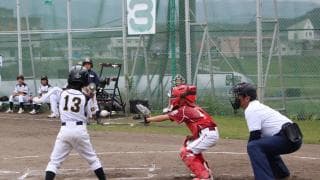 日本独自の進化を遂げた「軟式野球」、「硬式野球」とは異なる競技環境