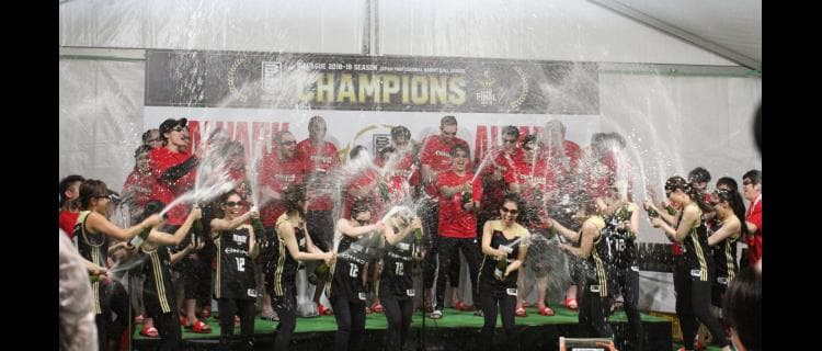 進化し続ける3年目のBリーグ　アリーナはまるでNBA