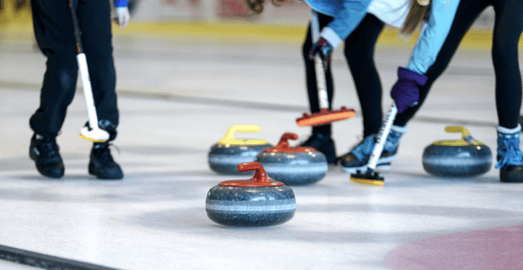 ロコ・ソラーレが4年ぶり優勝 日本選手権