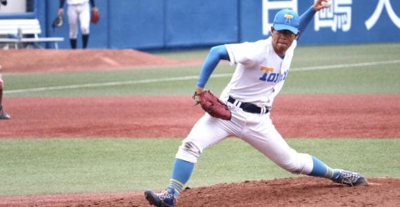 ずっと憧れだった神宮で注目度上昇　メガネの東大変則左腕・小宗創という名の個性