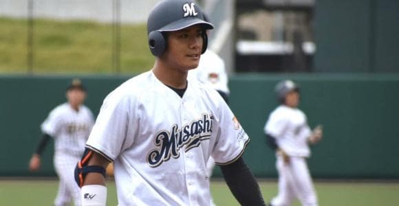 「警戒されている中でもチームを勢いづけるバッティングを」理想的な成長曲線を描く、武蔵大の４番・松下豪佑