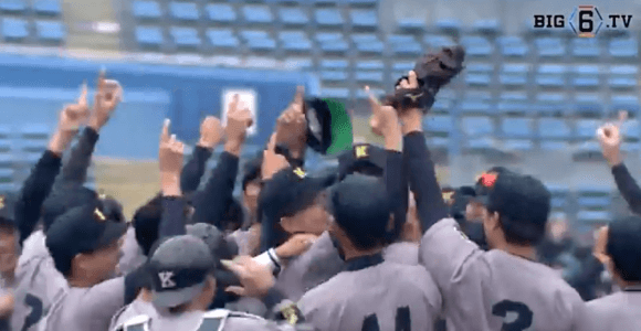 早大に3点先制された慶大が後半に追いつき、引き分けでゲームセット！春秋連覇、2季連続39回目の優勝！【ハイライト動画 10/31 秋季東京六大学野球 慶應義塾大学vs早稲田大学】