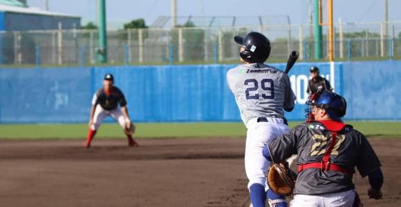 ジャパンウィンターリーグで「明日」を目指す選手たち