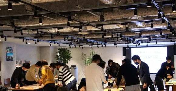 ベイスターズ 躍進の起点になったユニフォーム秘話と率先して行っていた”共創”のスポーツ〜第3期 横浜スポーツビジネススクール 第2回編〜