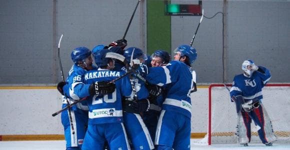 現役選手とOBとの絆を作りたい！　苦境でも前を向く　神奈川大学アイスホッケー部