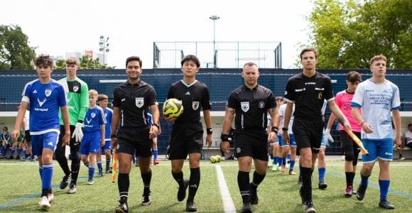 RAJが若手サッカー審判を海外へ派遣　日本代表として笛を吹く