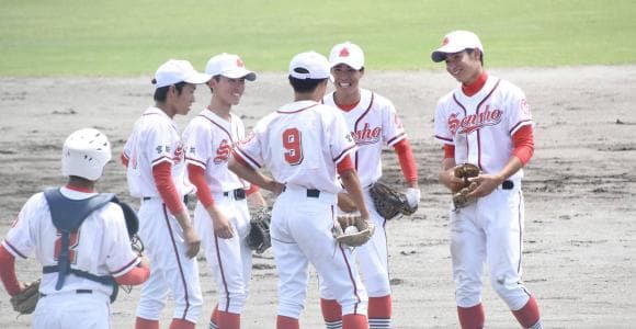 仙台商業高校軟式野球部の2投手が完全試合＆ノーヒットノーラン達成　快挙を機に増えた応援「裏切らないように」