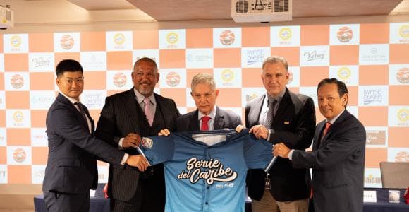 野球界の新風「Japan Breeze」　ラミレス監督率いる日本チームがカリビアンシリーズにアジアから初参戦
