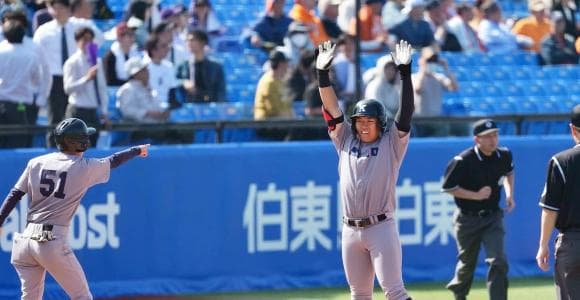 慶大“起死回生返し”でドロー　2点ビハインド延長12回2死から2年生が同点三塁打
