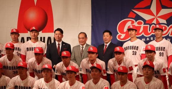 元ヤクルト館山昌平監督が初陣に勝利　マルハンGIVERSは科学で強くなる