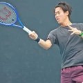 錦織圭 復帰戦の会場で練習